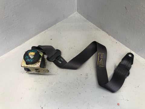 Discovery 2 Seat Belt Assembly Near Side Front in Grey Land Rover 1998 to 2004