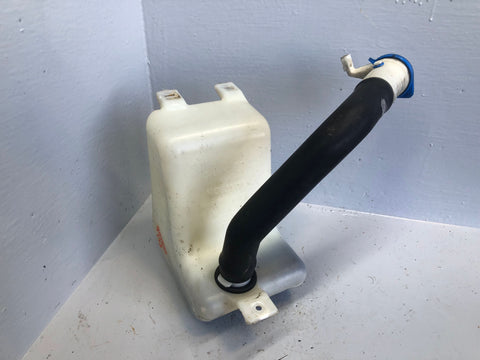 Freelander 1 Washer Bottle Windscreen 2 x Pumps Land Rover 1998 to 2006