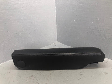Discovery 3 Armrest Black Leather Near Side Front Passenger Land Rover K02066