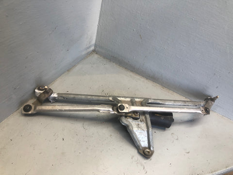 Porsche Boxster S Front Wiper Motor and Linkage Assembly 986 1996 to 2004