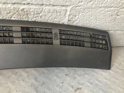 Range Rover L322 Bonnet Grill Under Windscreen 2002 to 2013 L29076