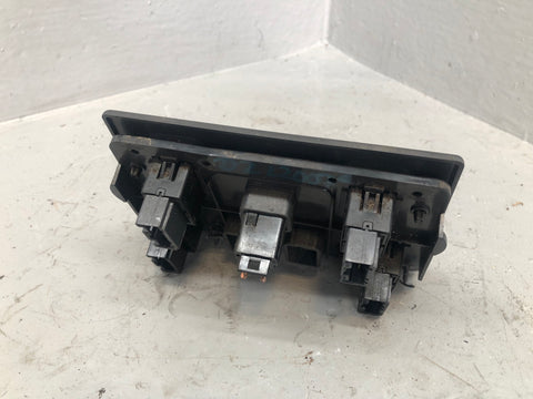 Discovery 2 Electric Window Switch Pack Grey Land Rover 1998 to 2004