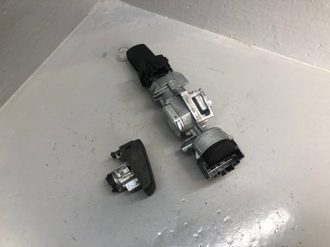 Discovery 3 Lock Set Ignition Barrel Lock with 1 x Key Fob Land Rover K02066