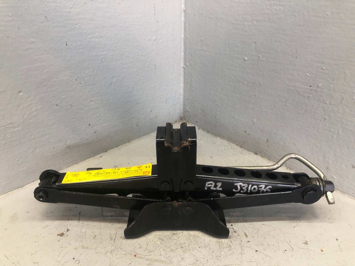 Freelander 2 Scissor Jack with Handle Land Rover 2006 to 2014