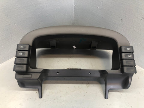Discovery 2 Instrument Surround Speedo in Grey Land Rover 1998 to 2004 L20076