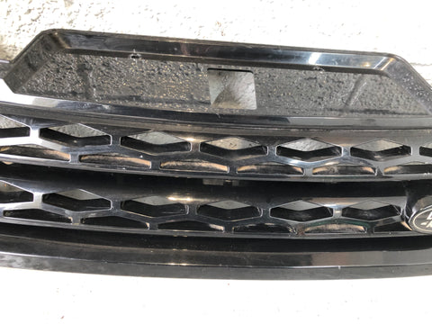 Range Rover Sport Grille Front in Black Pre-Facelift L494 2014 to 2018