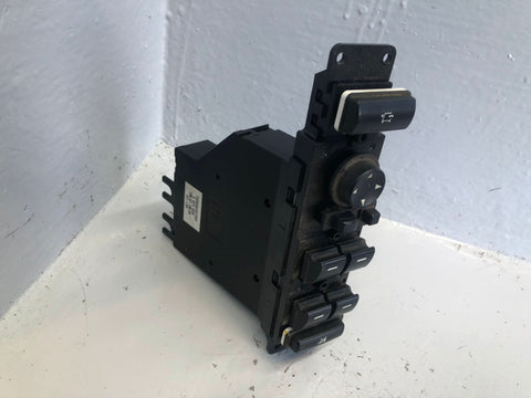 Range Rover L322 Window Switch Pack Off Side Front YUD000301PUY 2002 to 2009