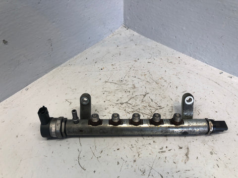 Freelander 2 Fuel Rail and Pressure Sensor 2.2 TD4 9671002980 Land Rover