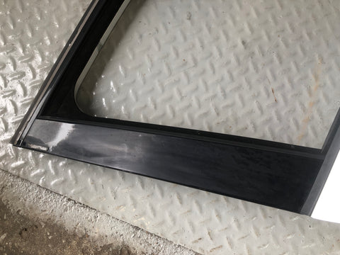 Discovery Sport Door Off Side Front in Fuji White L550 Land Rover L15066
