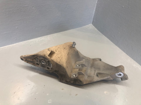Discovery 4 Alternator Bracket Mount 3.0 TDV6 CPLA-10239-AC Land Rover Gen 2