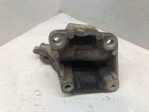 Range Rover L405 Engine Mount Left 4.4 SDV8 CPLA-6061-DB 2013 to 2017