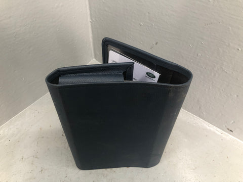 Discovery 4 Handbook User Manual in Wallet Land Rover 2014 to 2016 K18066