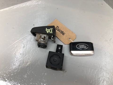 Discovery 4 Key Remote and Blade with Door Lock Land Rover 2009 to 2014 J26086