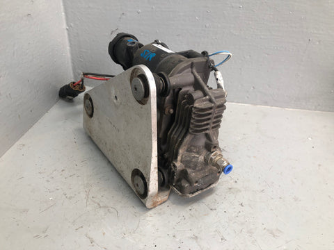 Air Suspension Compressor AMK Discovery 3 4 Land Rover Spares Repairs L05125