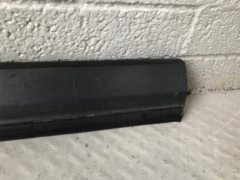 Discovery 3 Lower Door Moulding Trim Near Side Front Land Rover J14096