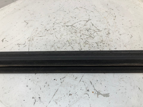 Discovery 2 Weather Strip Seal Off Side Rear Window Trim Land Rover 1998 to 2004