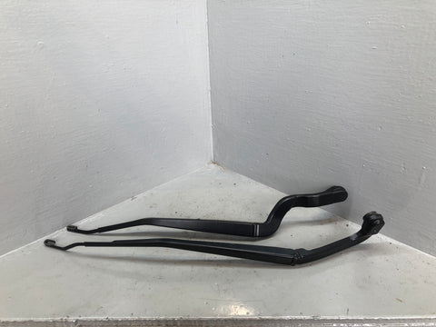 Range Rover Sport Wiper Arms Windscreen Front Pair L494 2014 to 2022