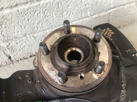 Range Rover L322 Hub Assembly Near Side Front 2010 to 2013 All Models L29076