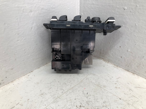 Range Rover L322 Window Switch Pack Off Side Front 2002 to 2010 D26086
