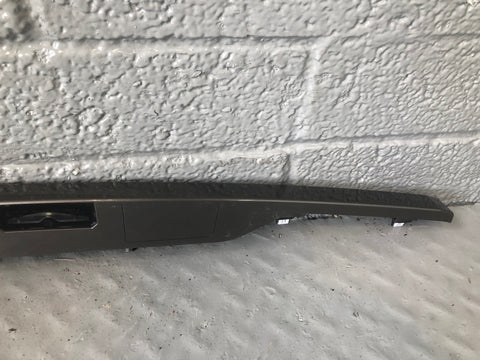 Range Rover Evoque Tailgate Trim Panel Handle BJ32 40406 L538 Grey