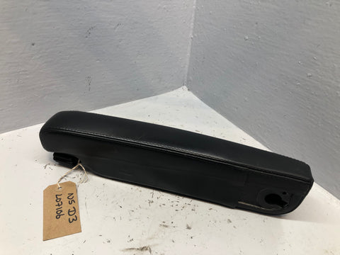Discovery 3 Armrest Black Leather Near Side Front Passenger Land Rover L07106