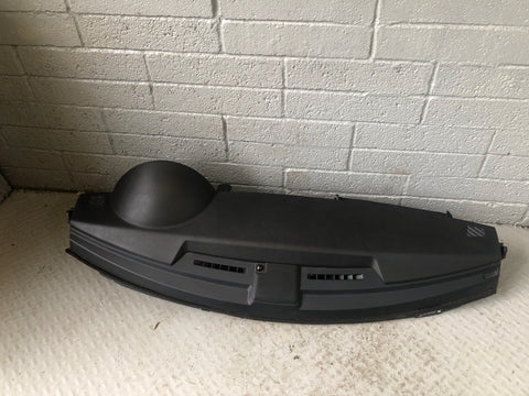 Discovery 3 Dashboard Black with Passenger Airbag for Sat Nav Vehicles K02066