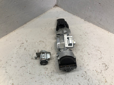 Range Rover Sport Lock Set Ignition Barrel Lock with 1 x Key Fob L320 D23096