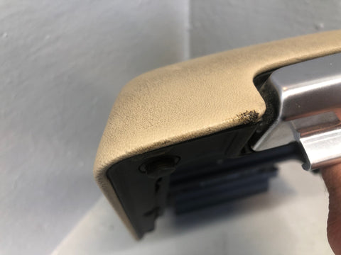 Discovery 4 Armrest Centre Console Almond Leather Land Rover 2009 to 2016 K18066