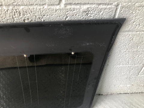 Discovery 4 Window Glass Quarter Near Side Rear Land Rover 2009 to 2016