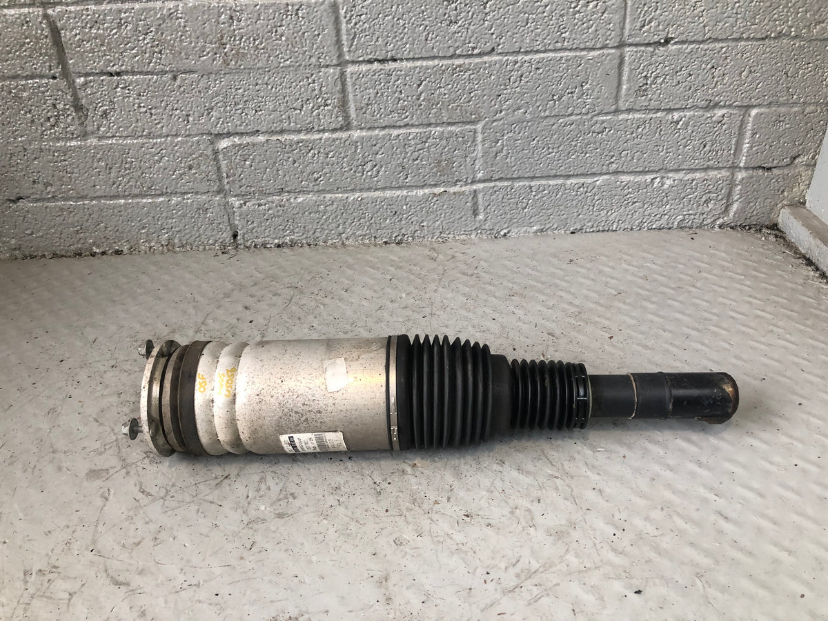 Range Rover L405 Strut Air Suspension Shock Absorber Off Side Front 22277021