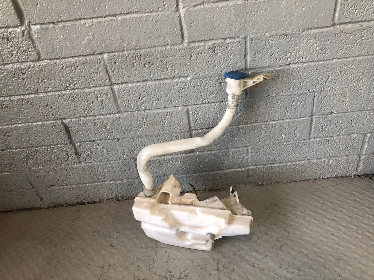 Discovery Sport Windscreen Washer Bottle Tank with 1 Pump L550 Land Rover