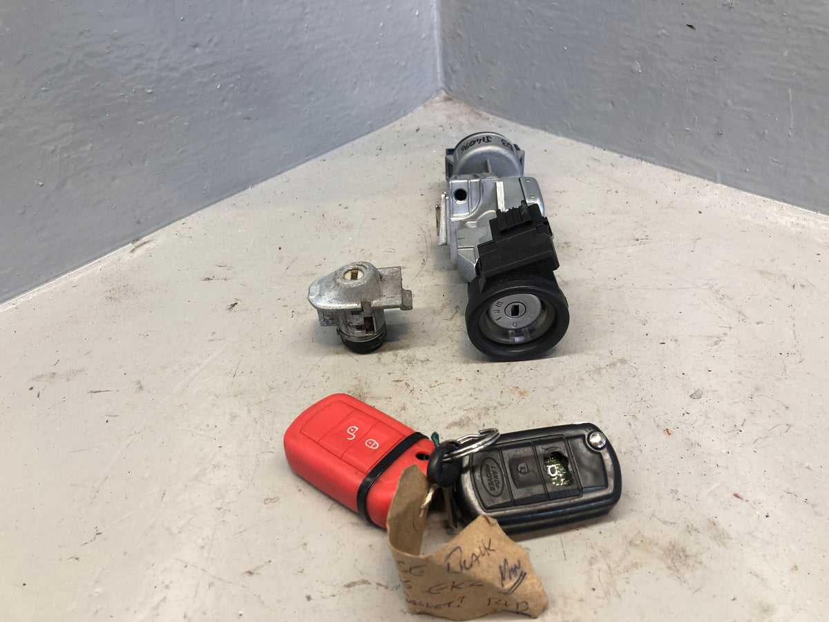 Discovery 3 Lock Set Ignition Barrel Lock with 2 x Key Fobs Land Rover J14096