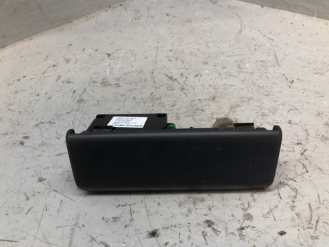 Audio Module 12V Aux AV Port A2C5341867100 Discovery 4 Range Rover Sport