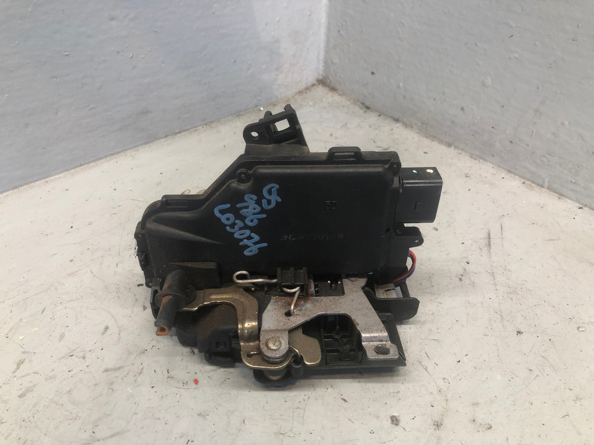 Porsche Boxster 986 Door Lock Actuator Mechanism Off Side Right 1999 to 2004