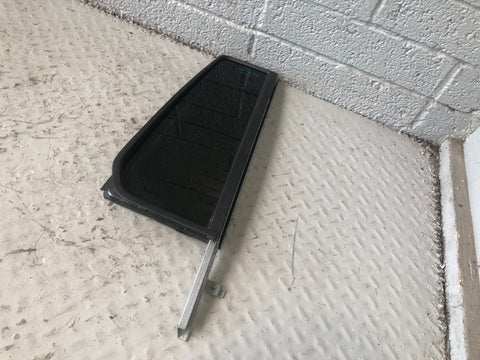 Discovery 4 Window Glass Door Off Side Rear Quarter Land Rover Tinted