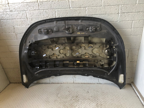 Discovery Sport Bonnet Santorini Black L550 Land Rover 2014 to 2019 L12086