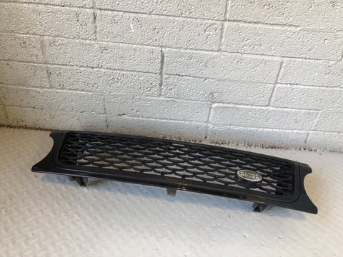 Range Rover Sport Front Grille Facelift in Black Aftermarket 2009 to 2013 D11096