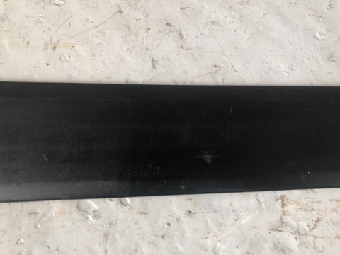 Discovery 3 Door Rubbing Strip Off Side Front 2004 to 2009 Land Rover K17026