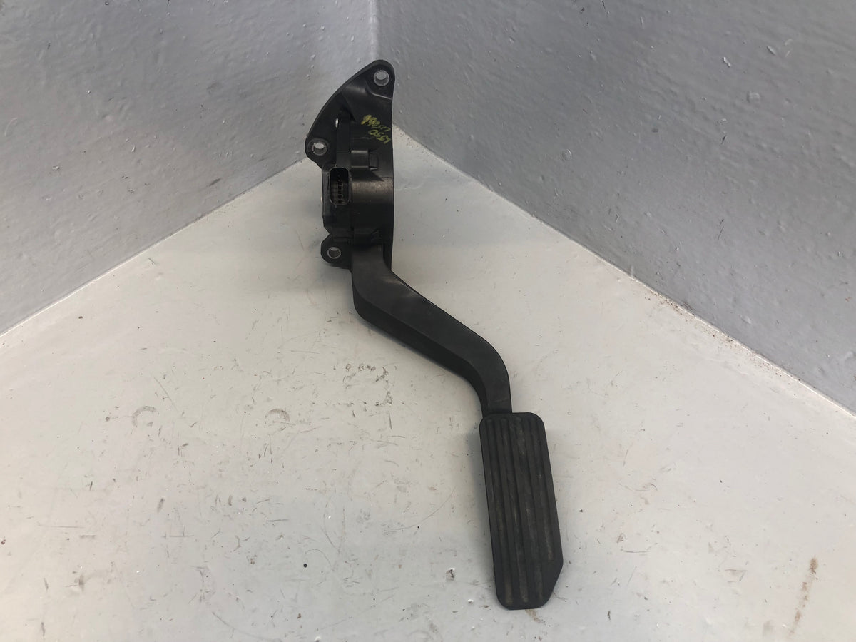 Discovery Sport Accelerator Pedal FK32-9F836-DB Manual L550 Land Rover 2014 to 2019