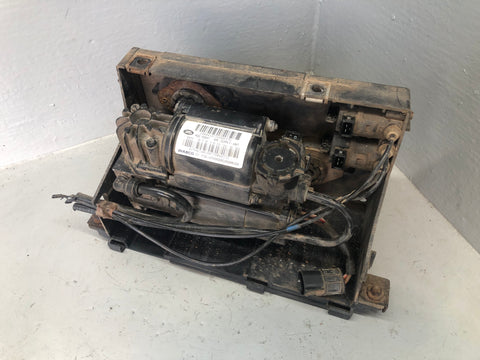 Discovery 2 Air Suspension Compressor Wabco RQG100041 Housing Land Rover L20076