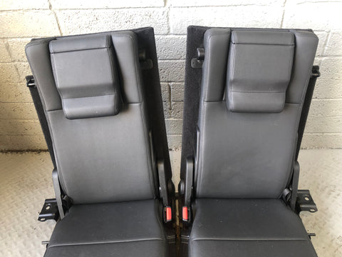 Discovery 3 Seats Rear 3rd Third Row in Black Land Rover 2004 to 2009 J17076