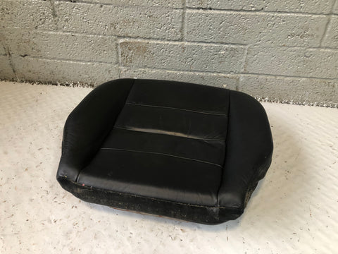 Discovery 3 Seat Base Near Side Front Soft Black Leather Land Rover L07106