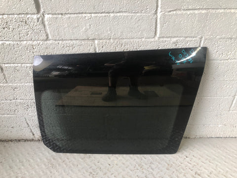 Discovery 4 Window Glass Quarter Off Side Rear Land Rover 2009 to 2016
