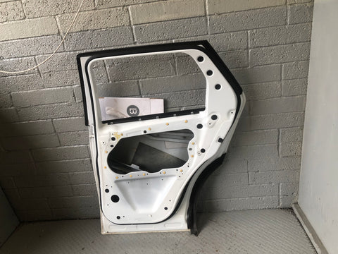 Discovery Sport Door Off Side Rear in Fuji White L550 Land Rover L15066