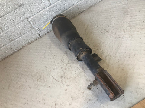 Range Rover L322 Air Suspension Strut Off Side Front 2006 to 2010 D01076