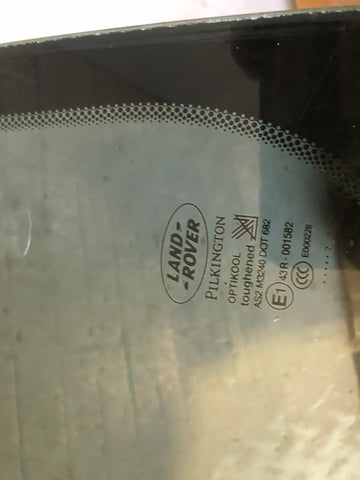 Discovery 3 Window Glass Quarter Near Side Rear Land Rover 2004 to 2009 Tinted