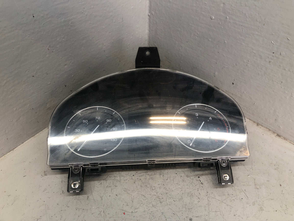 Freelander 2 Instrument Cluster DH5210849EE 2.2 TD4 Land Rover 2011 to 2014