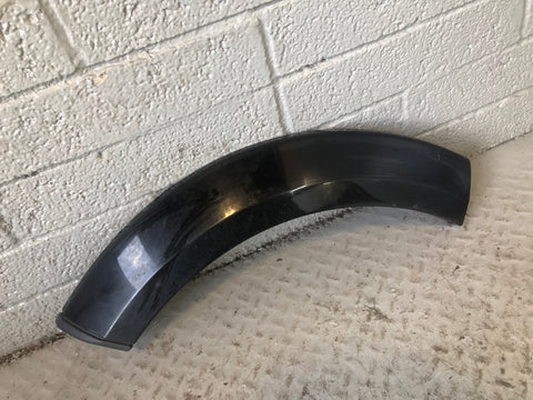 Discovery 4 Wheel Arch Trim Rear Quarter Right Santorini Black Land Rover D13086