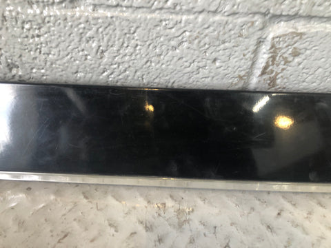 Discovery 3 Tailgate Trim External Lower Java Black DGP000184 Land Rover