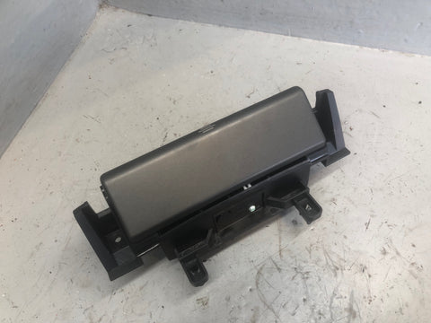 Discovery 4 Ashtray Front Land Rover AH22-048A02-AB 2009 to 2016 L10076